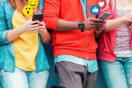 Group,Of,Millennial,Friends,Using,Mobile,Phones,-,Young,People