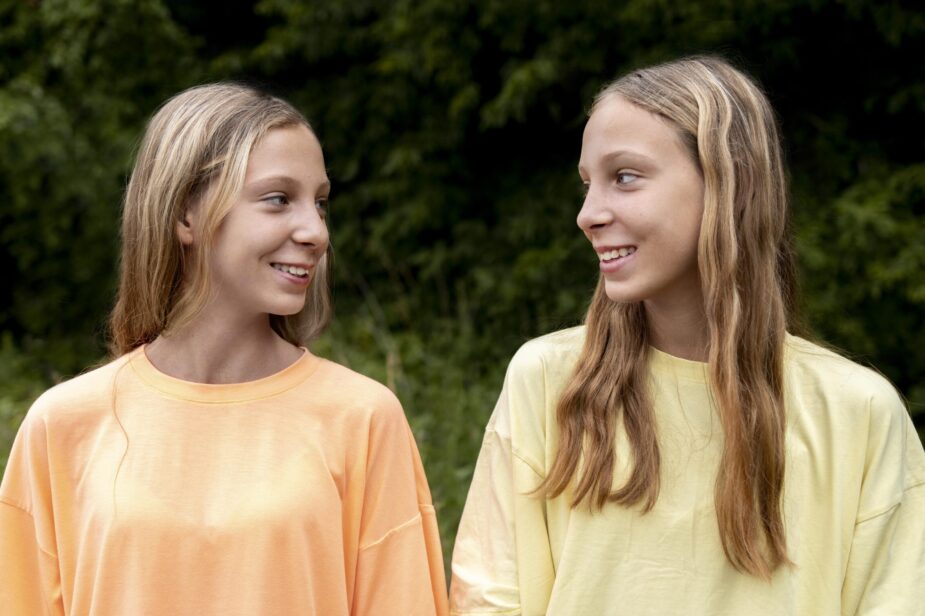 portrait-beautiful-twin-sisters